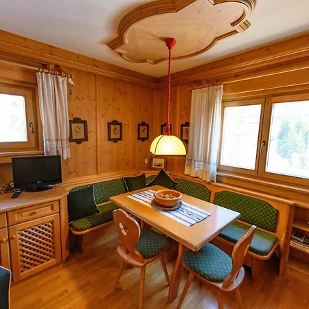 Casa Crignes Apartmán *